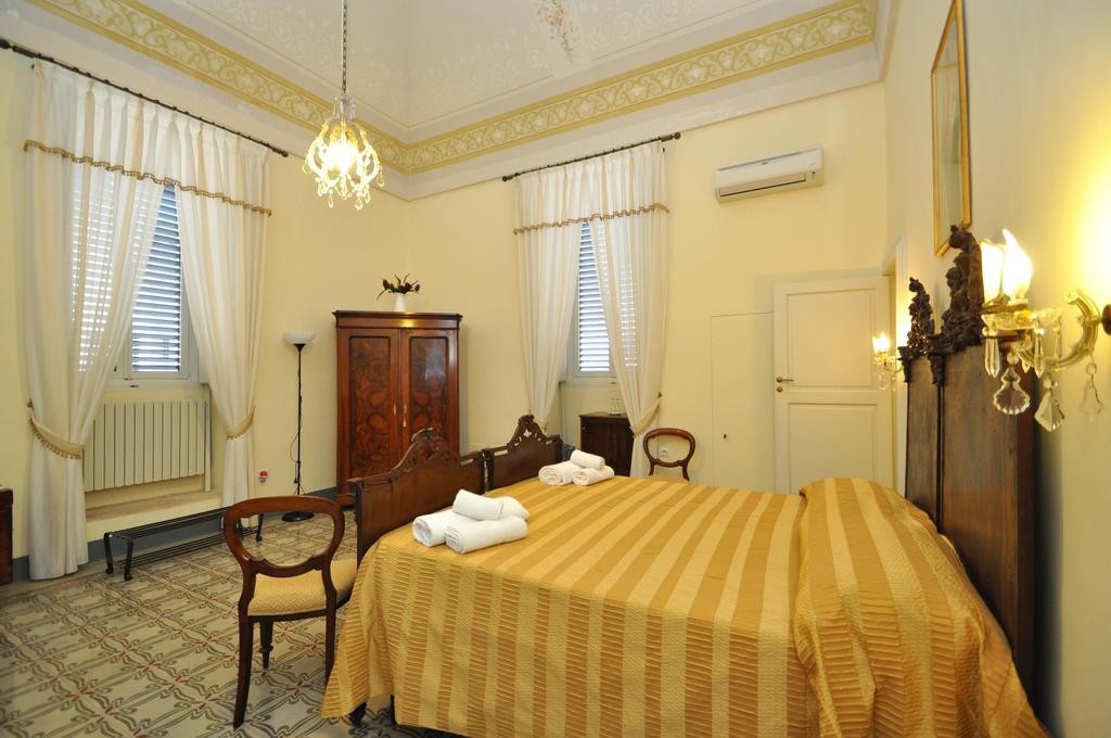 Palazzo De Donatis B&B Melissano Δωμάτιο φωτογραφία