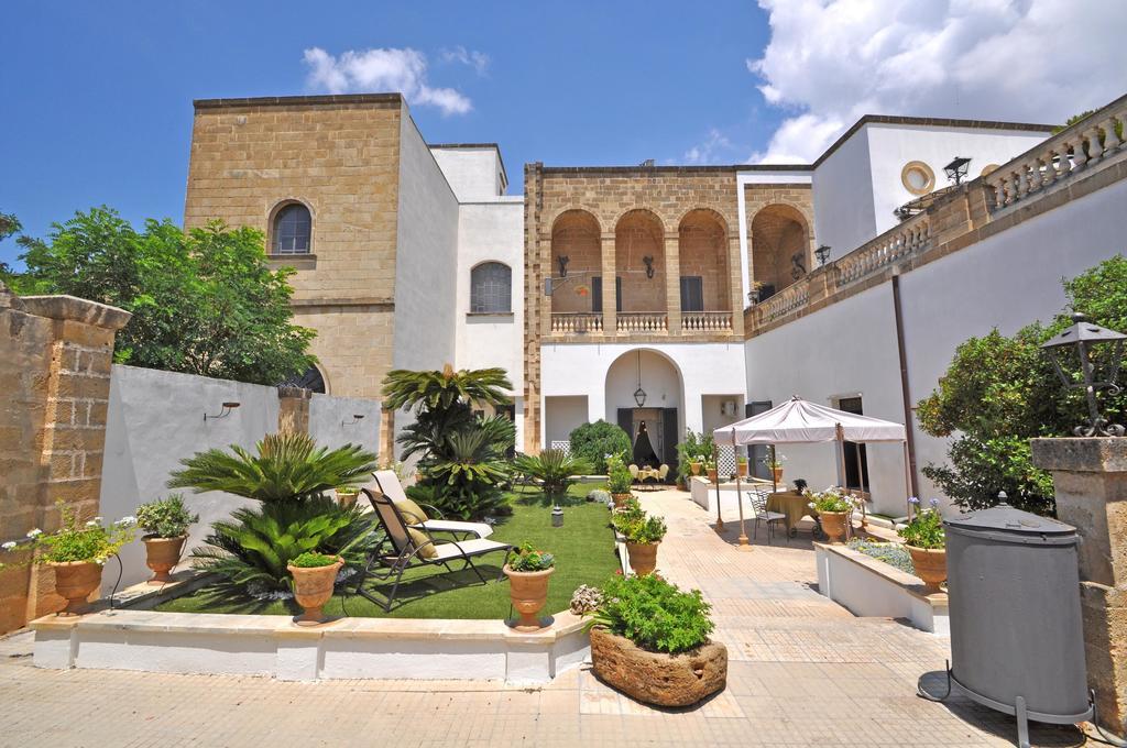 Palazzo De Donatis B&B Melissano Εξωτερικό φωτογραφία