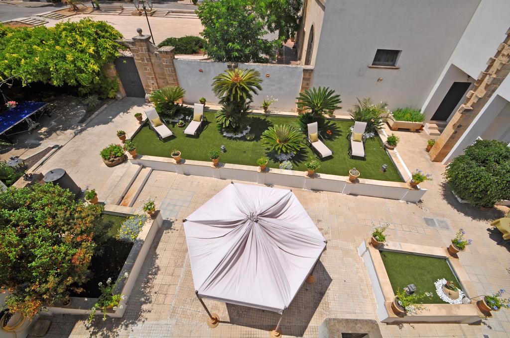 Palazzo De Donatis B&B Melissano Εξωτερικό φωτογραφία